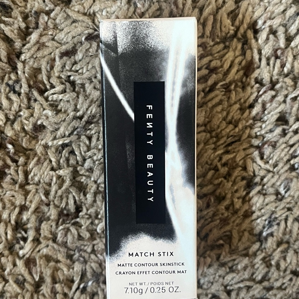 Fenty Beauty Match Stix Contour Skinstick in Ebony